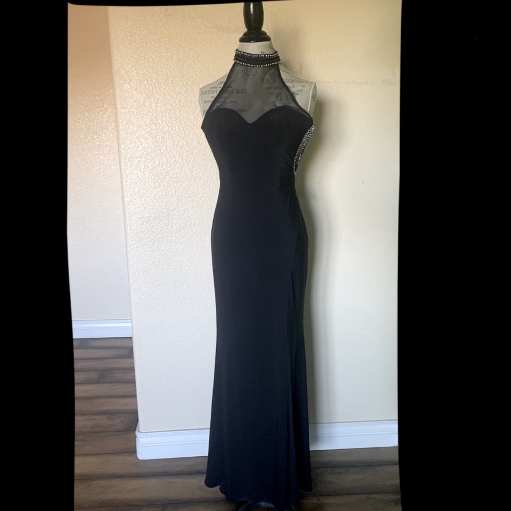 Black prom dress